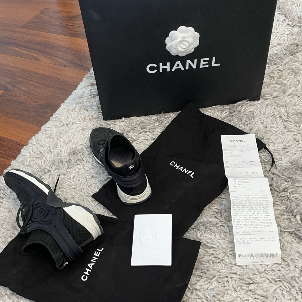 Shoes Chanel authentic - Picture 2 of 3